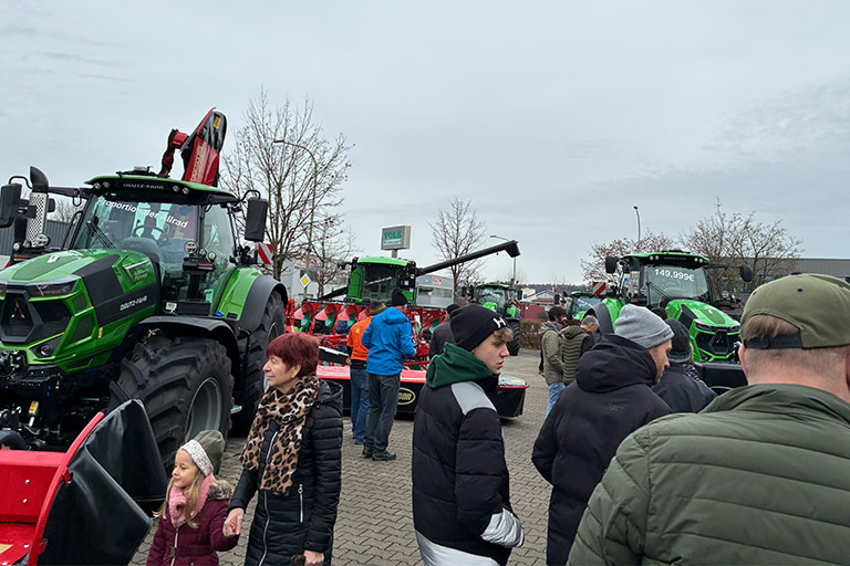 Adventsausstellung 2025: 5.000 Besucher und ein gelungener Jahresausklang für Firma Volk 6 Volk-Hof